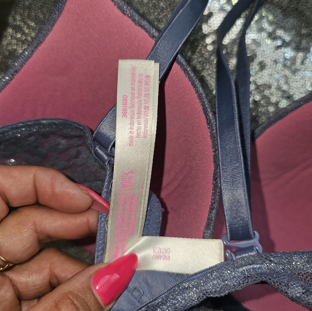 PINK Victoria’s Secret Wear Everywhere lightly lined 36B - Picture 2 of 3